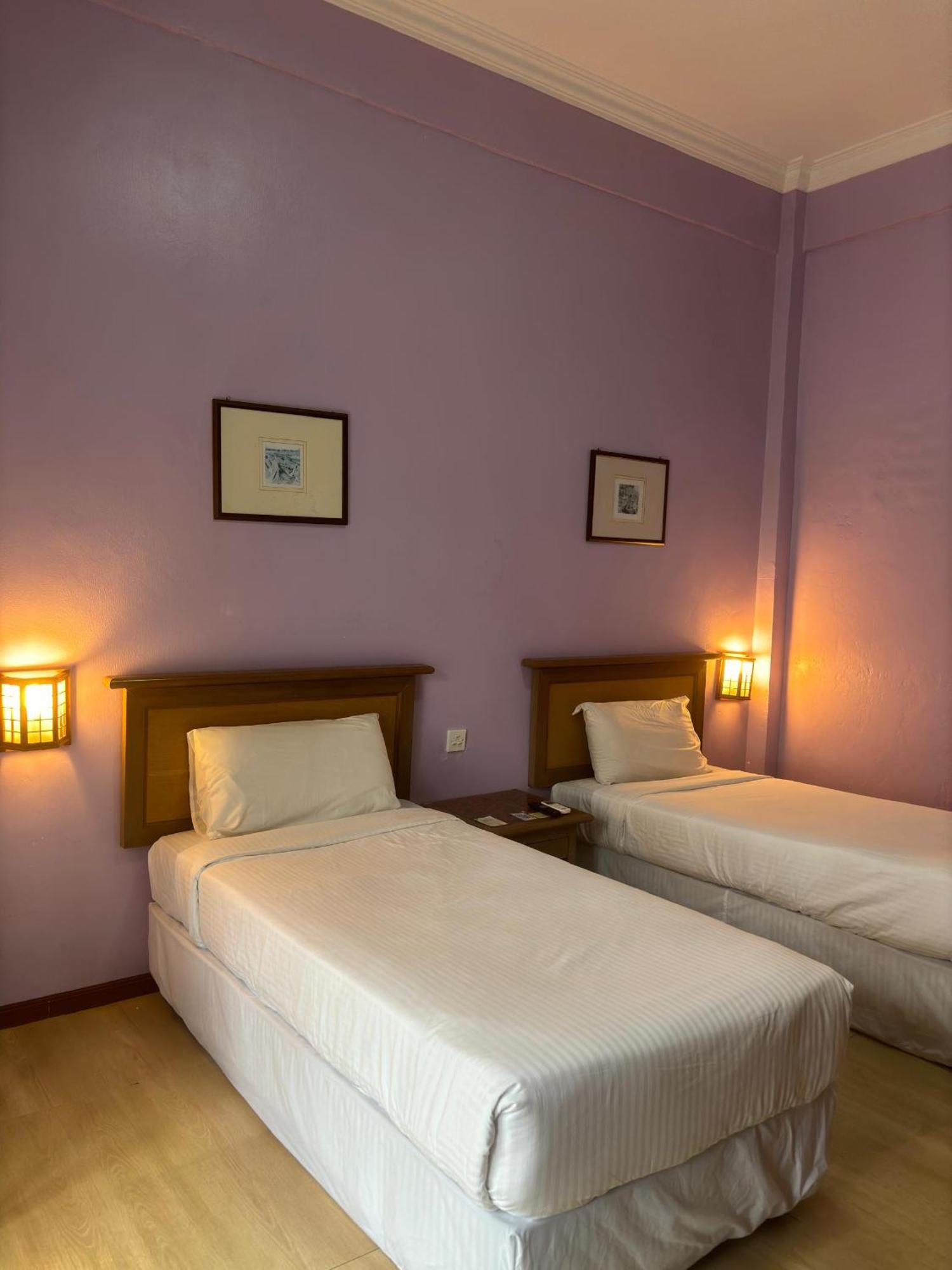 Hotel Uitm Dungun Batu Lima エクステリア 写真